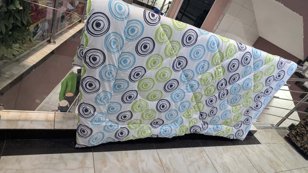 7-Piece Luxury Duvet Set – Complete Comfort &amp; Elegant Design