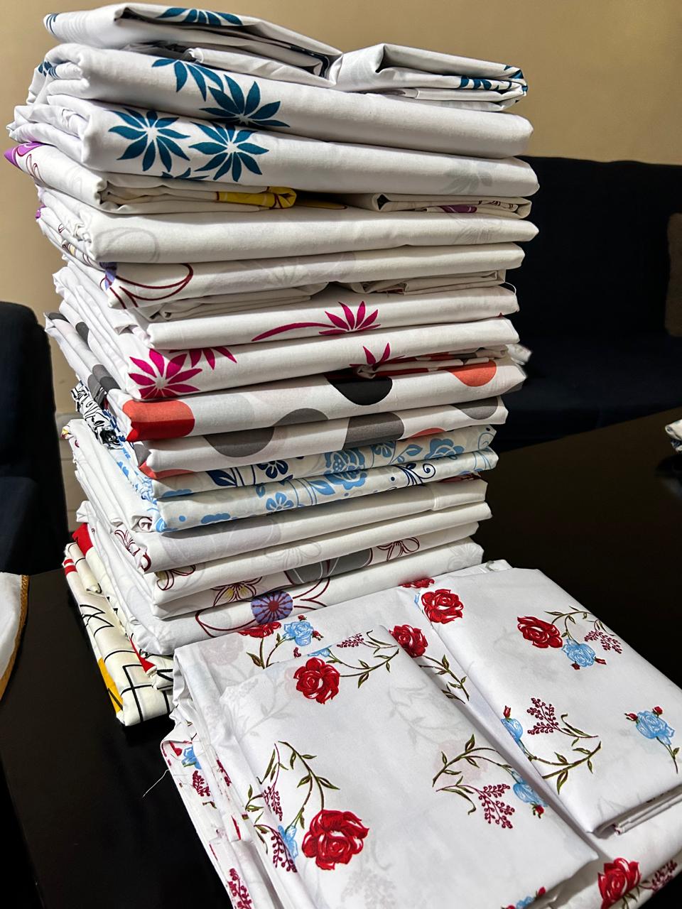 Luxury Floral Printed Cotton Bedsheet Set – Soft & Breathable (King/Queen Size)