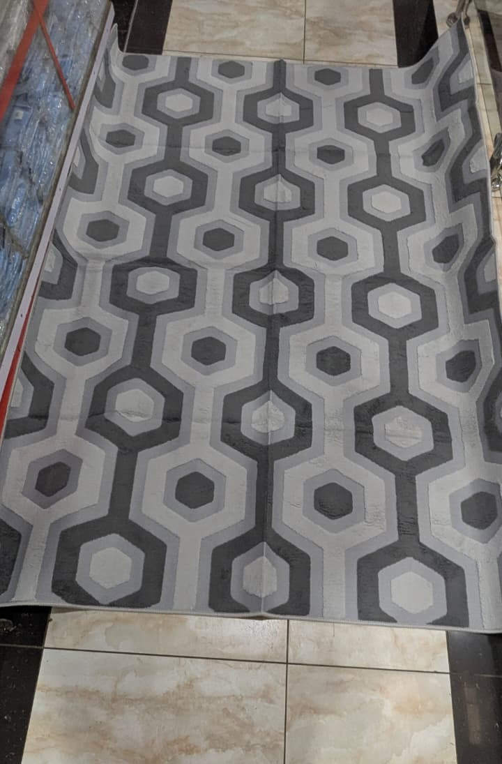 American Carpet – 5x8 ft