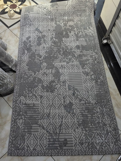 Corridor Runner Rug – Stylish, Non-Slip & Durable