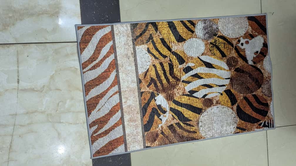 HD Doormat – Heavy-Duty, Non-Slip & Dirt-Trapping