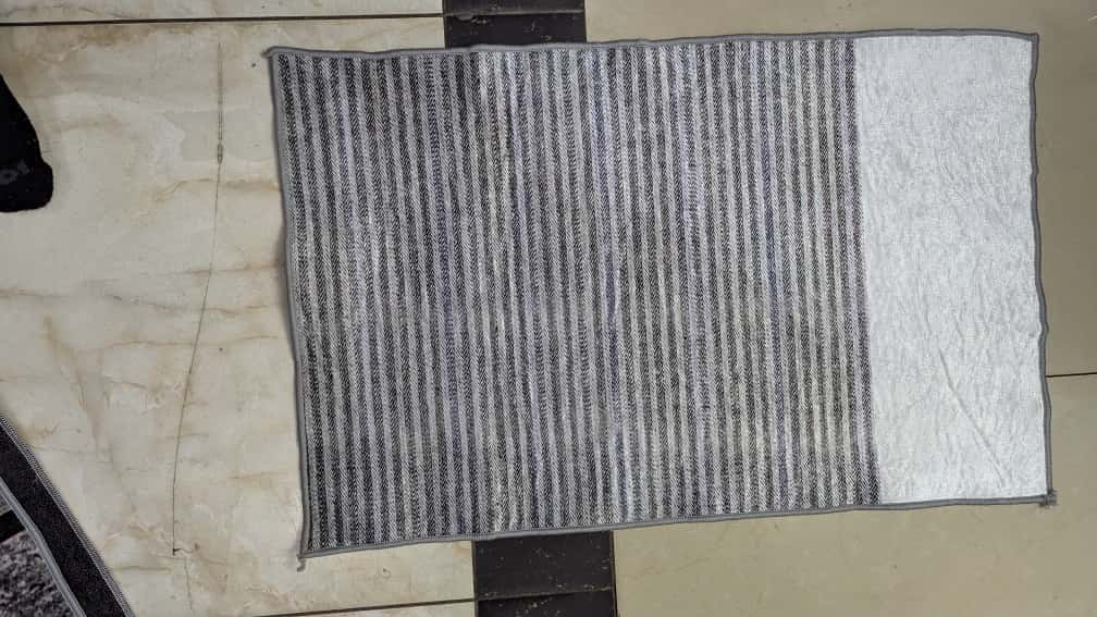 HD Doormat – Heavy-Duty, Non-Slip & Dirt-Trapping