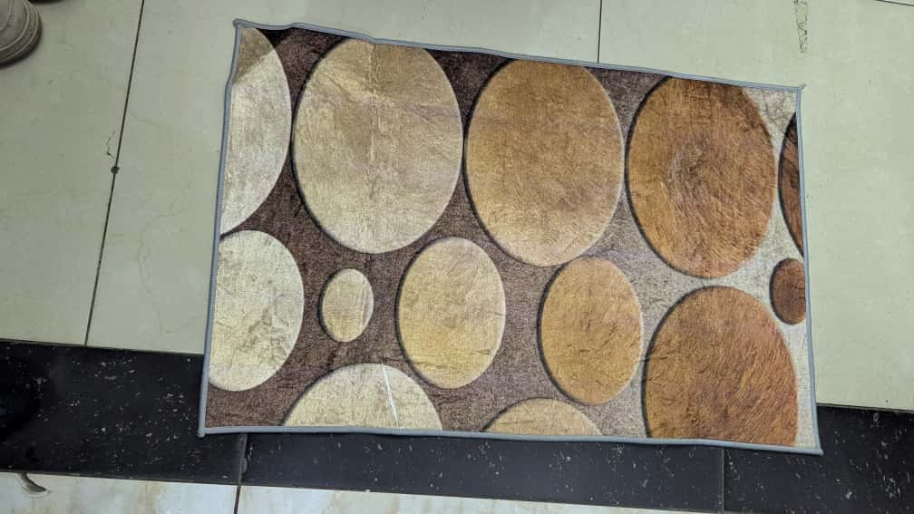 HD Doormat – Heavy-Duty, Non-Slip & Dirt-Trapping